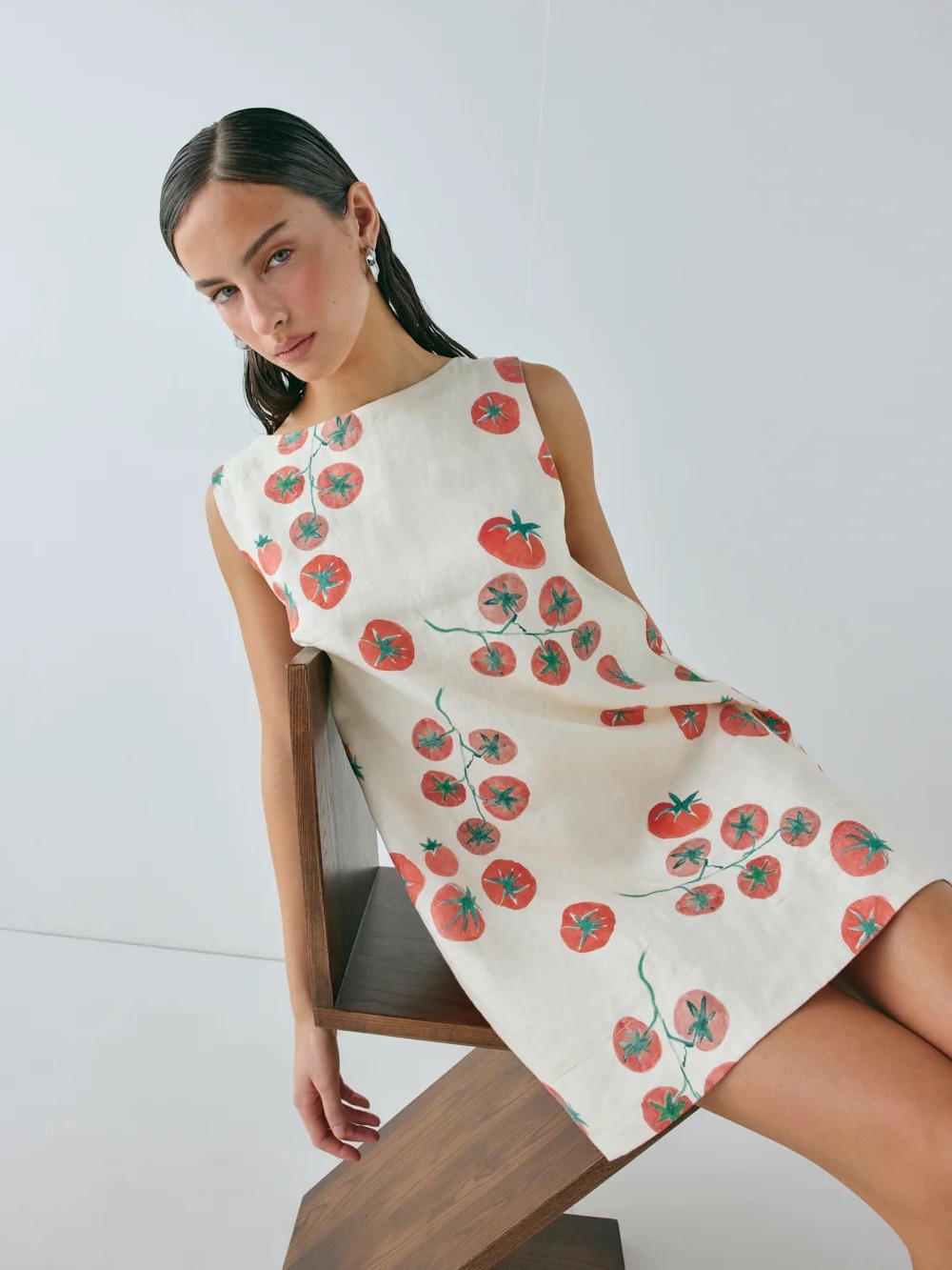 VRG GRL Roma Tomato Print Linen Mini Dress Cream Red NWT 100% Linen Size 4